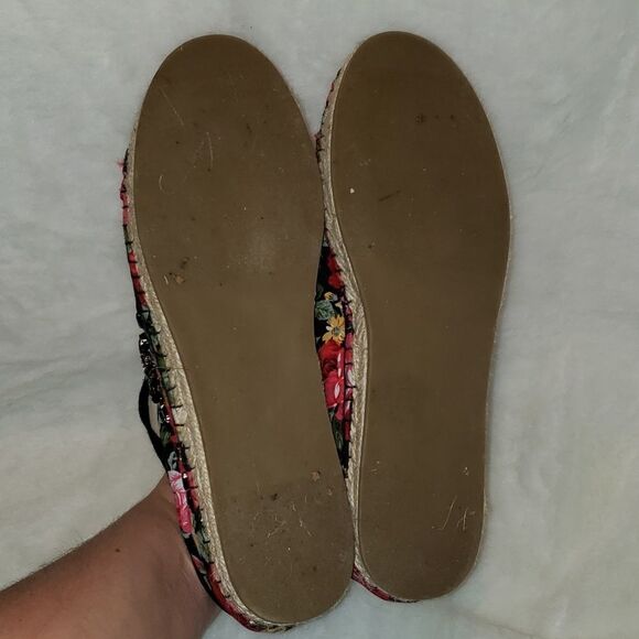 Yellow Box Enchanted floral Sneakers - Picture 7 of 8